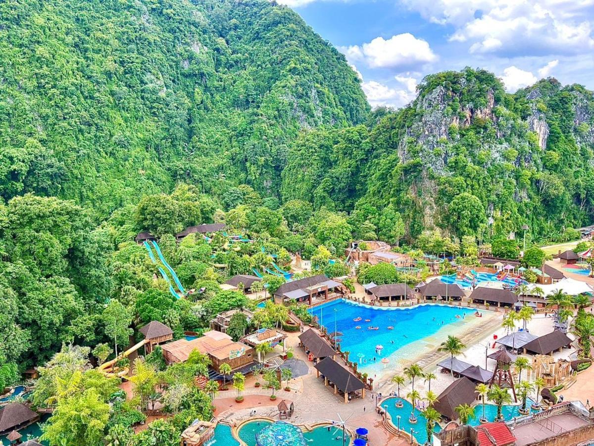Hotspring 2 Room 1512 Suite Sunway Onsen With Theme Park View 4 Pax Tambun Eksteriør bilde